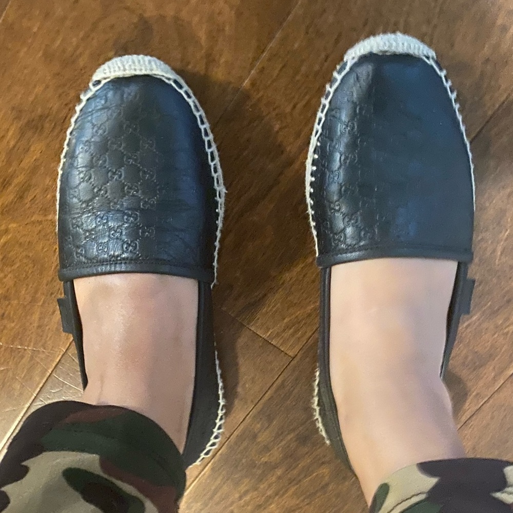 💯 authentic Gucci espadrilles